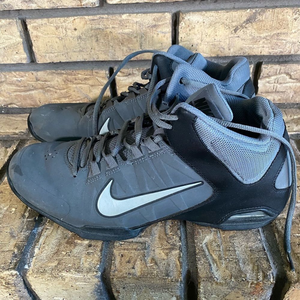 Grey Nikes‎ - Picture 4 of 6